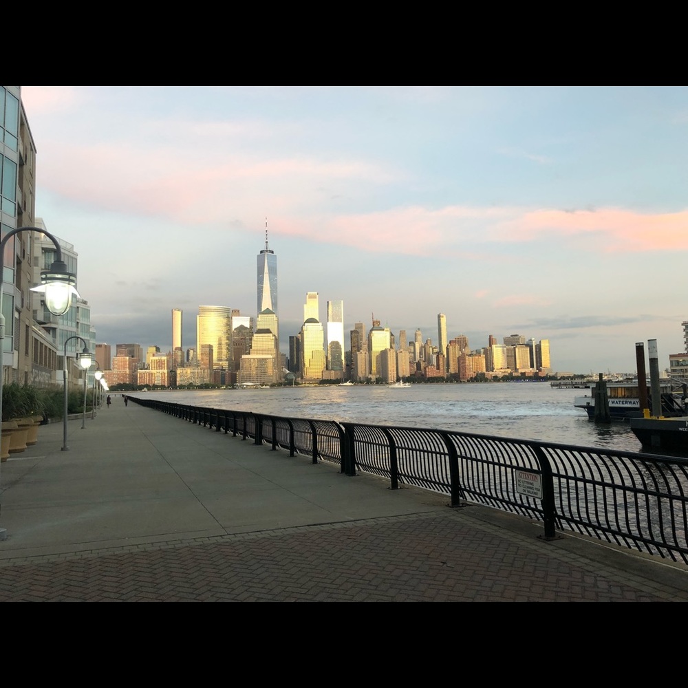 Meet your Posher, Devan